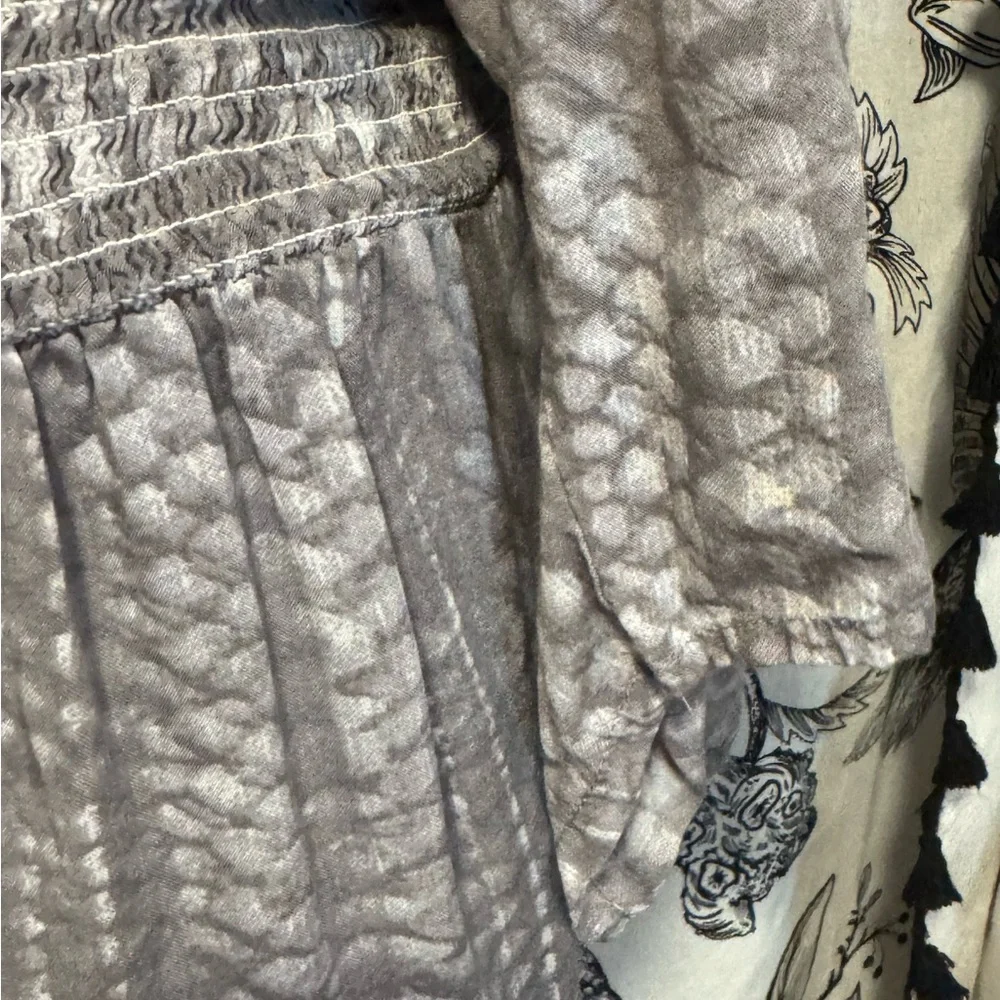 Elegant Gray Women's Maxi Dress - Picture 5 of 10